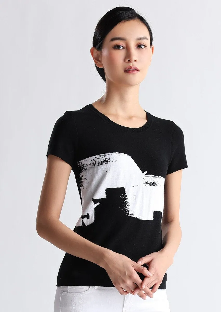 Minimalist style cotton T-shirt