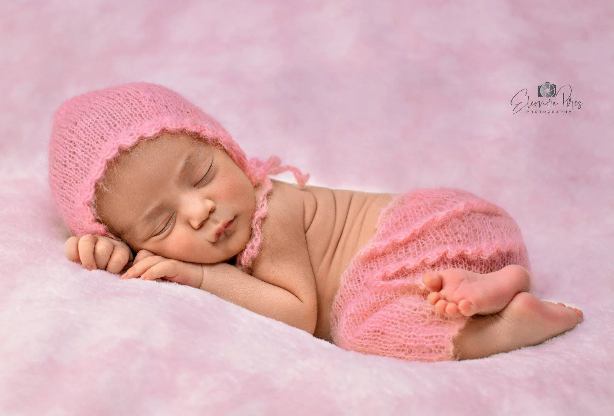 SET Pink Ruffles Mohair Newborn Pants and Bonnet Hat