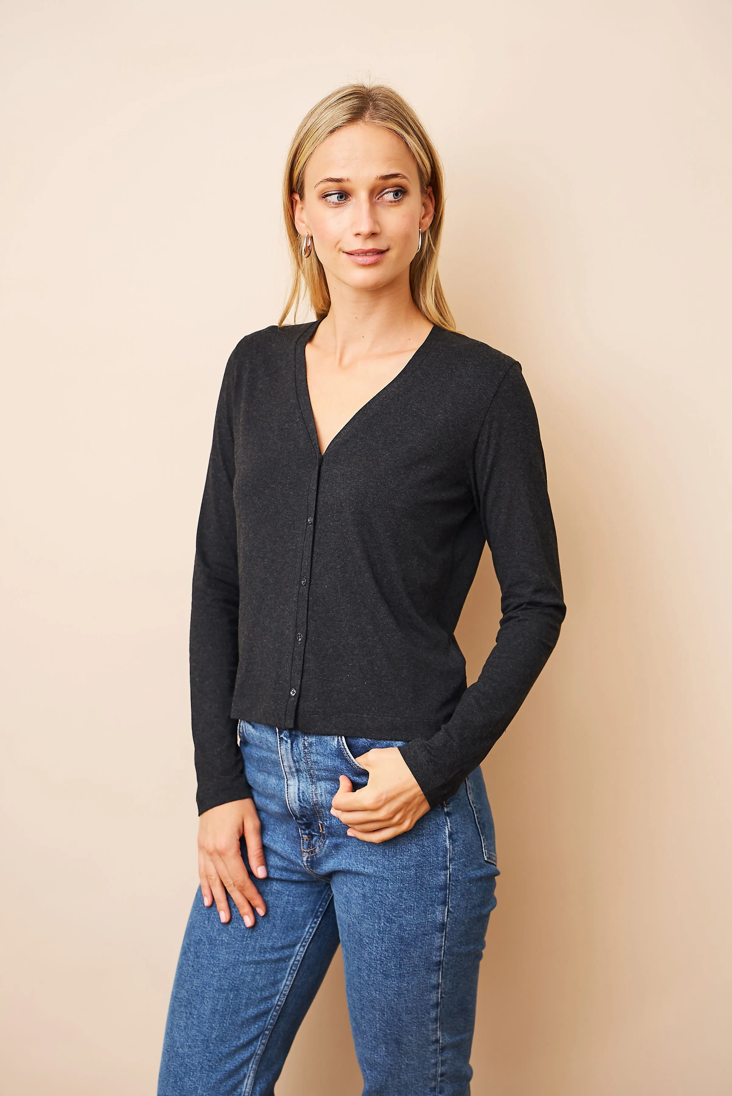 Soft Touch V-Neck Cardigan in Anthracite Chine